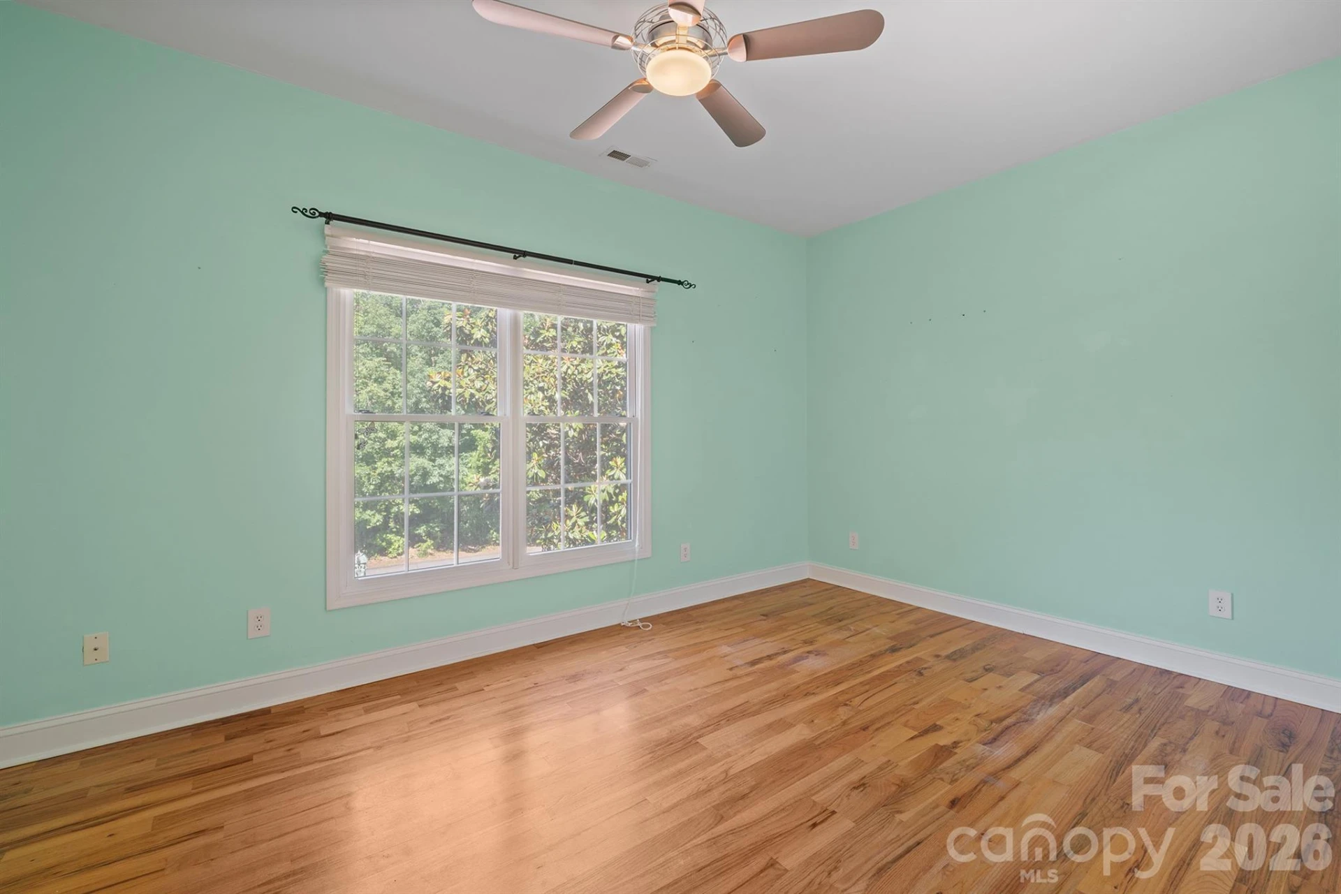 381 Lake Forest Drive - Photo 34