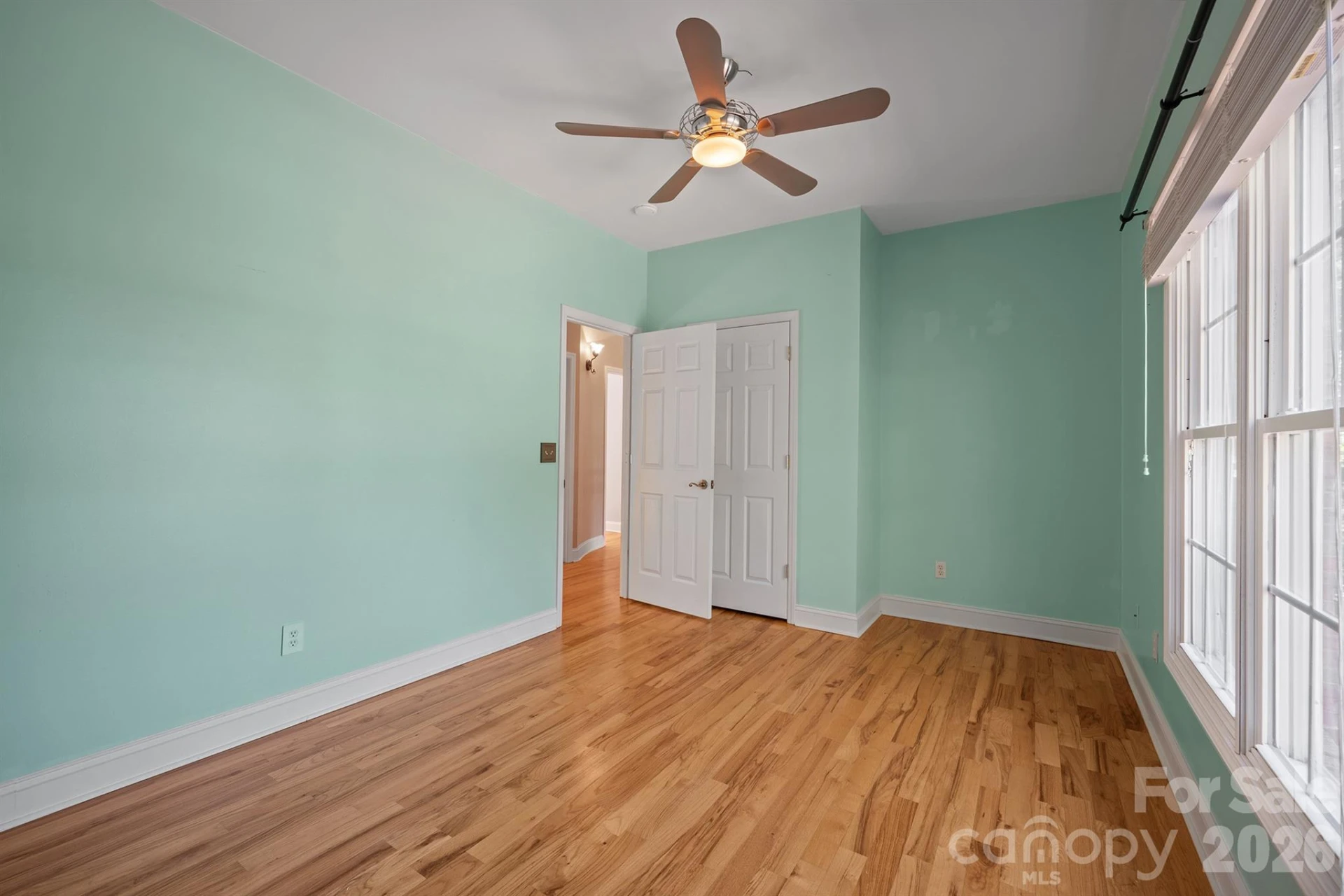 381 Lake Forest Drive - Photo 35