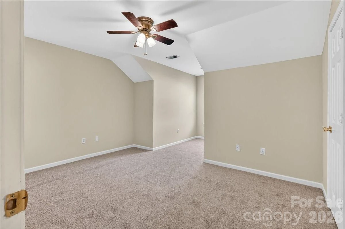8935 Houston Ridge Road - Photo 18