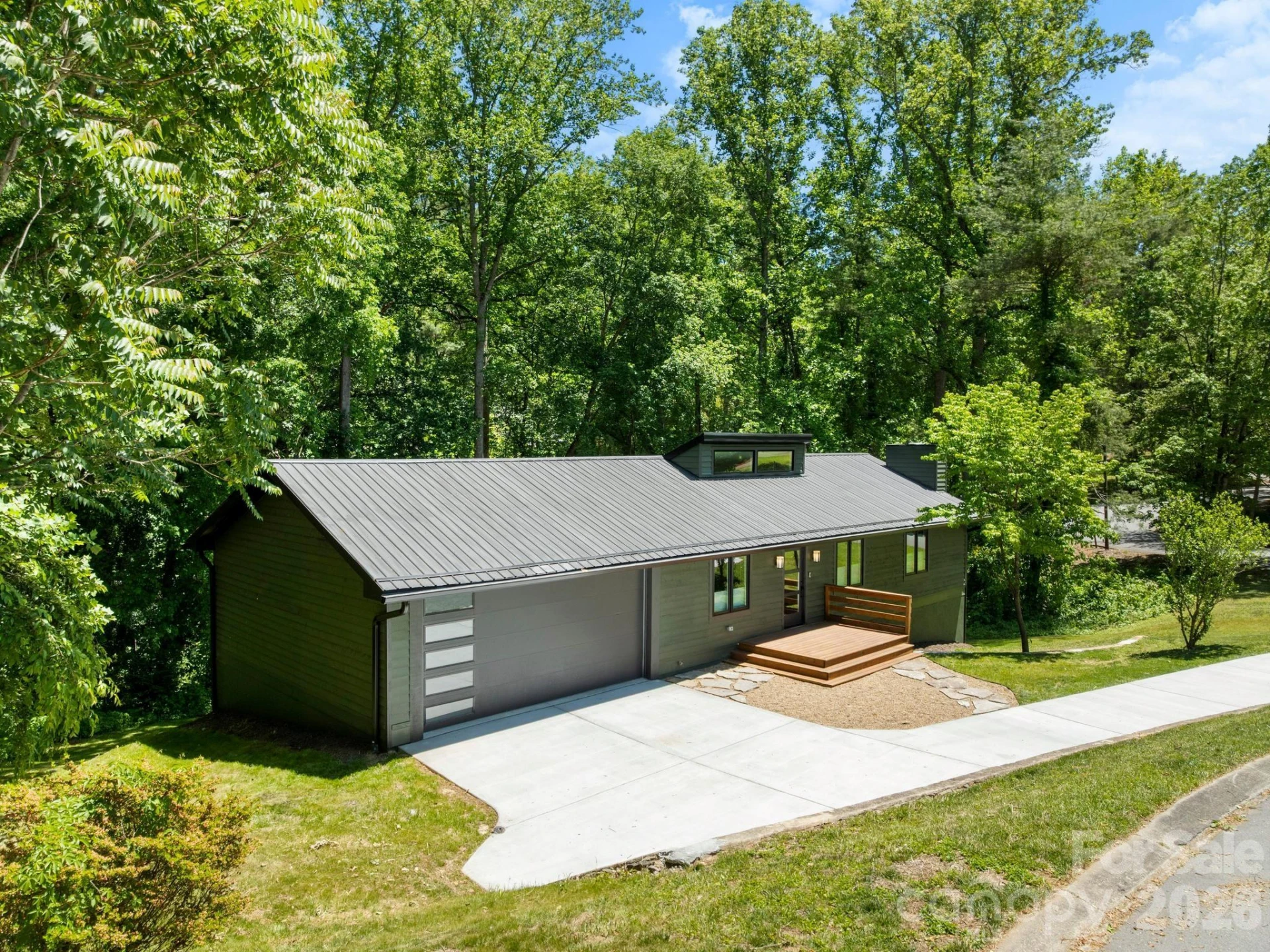 17 Muirfield Drive - Photo 2