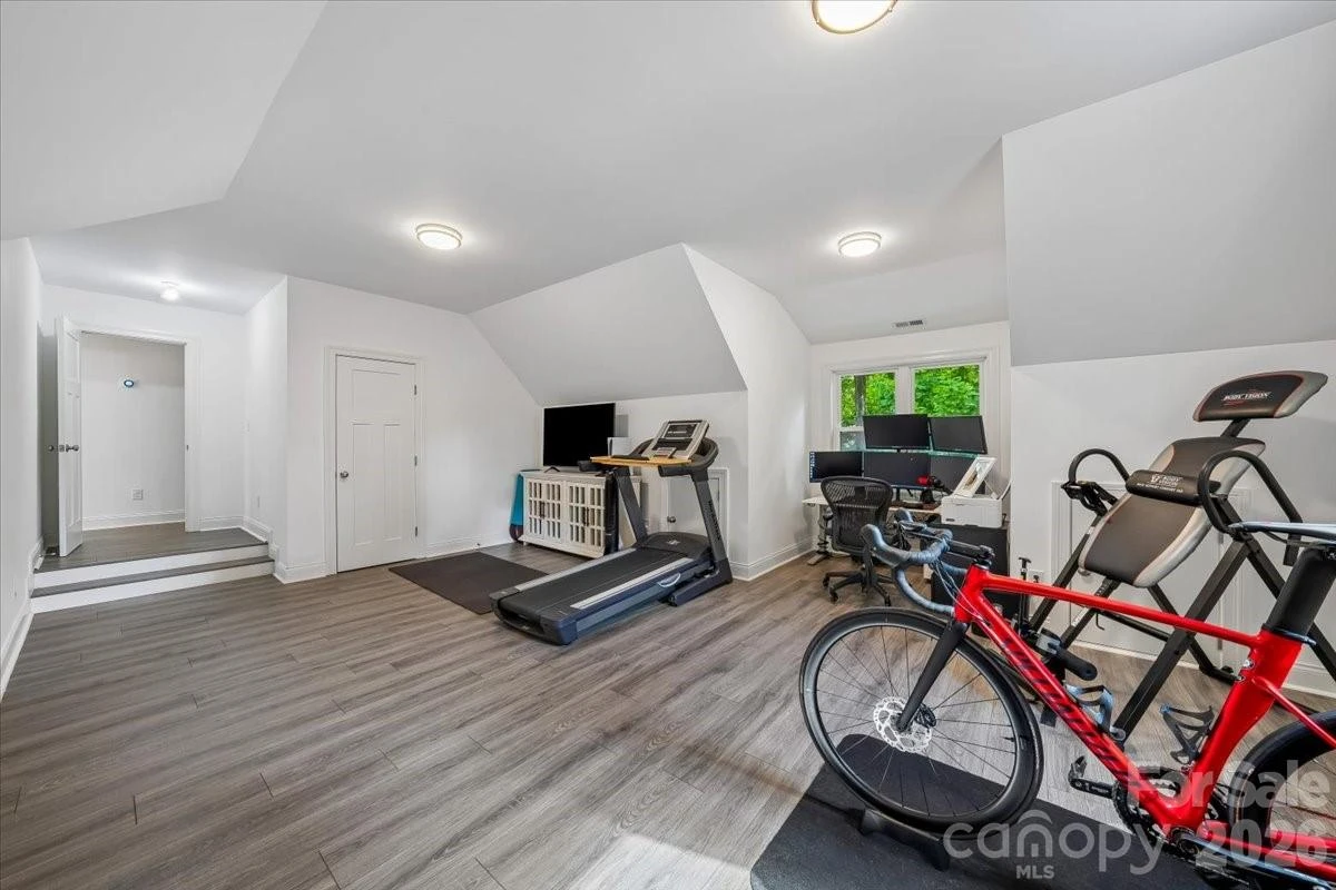 9712 Worley Drive - Photo 35