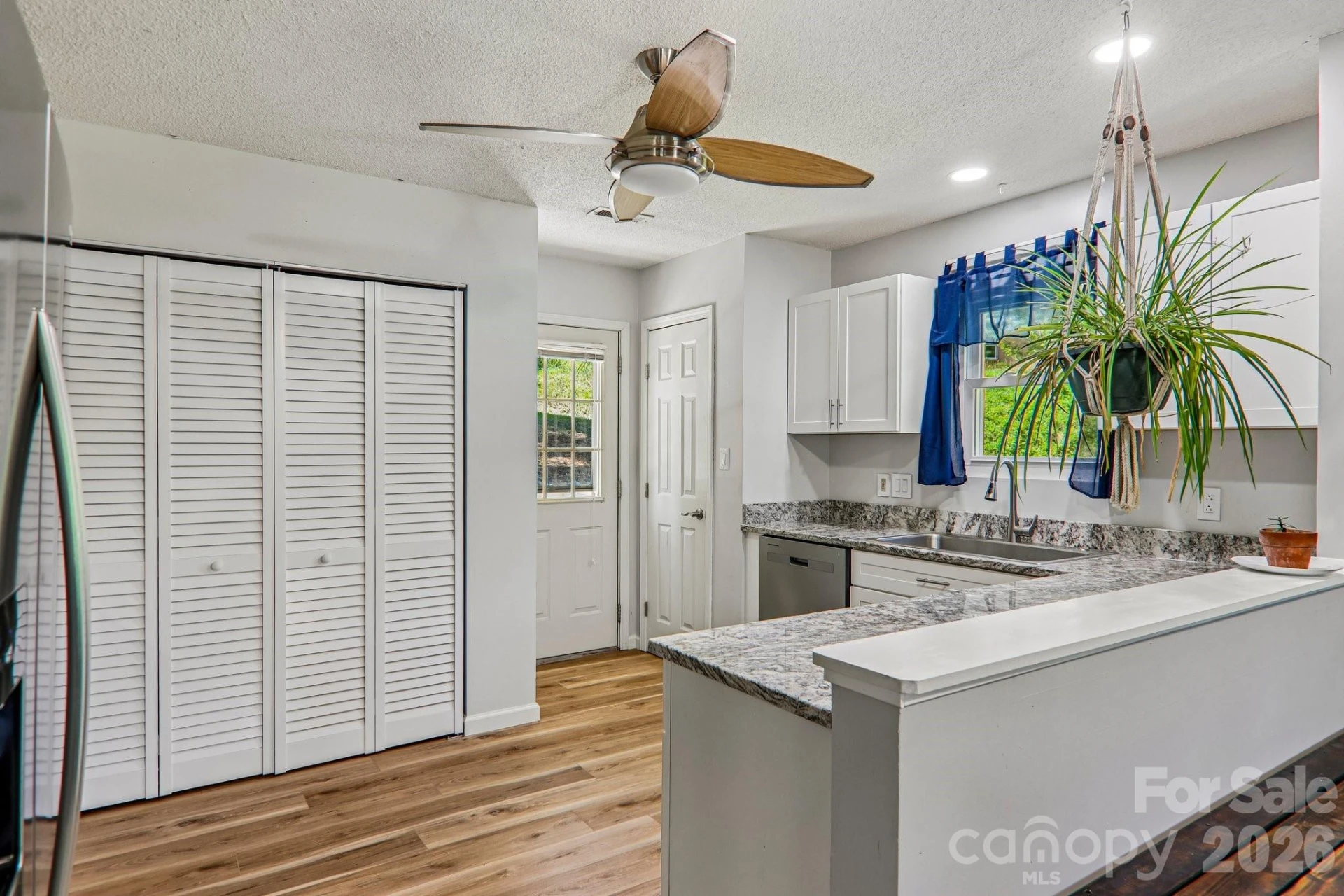 133 Highland Street - Photo 5