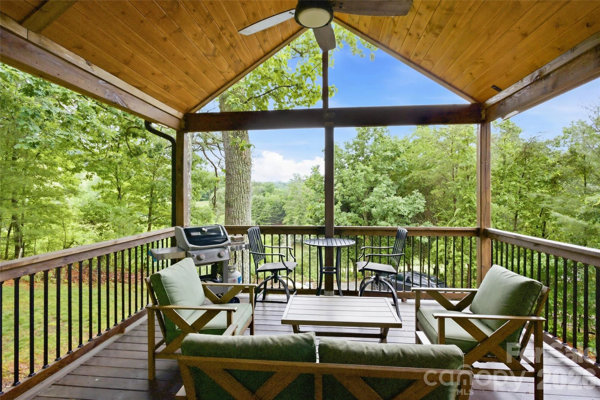 211 Wimbledon Court - Photo 14