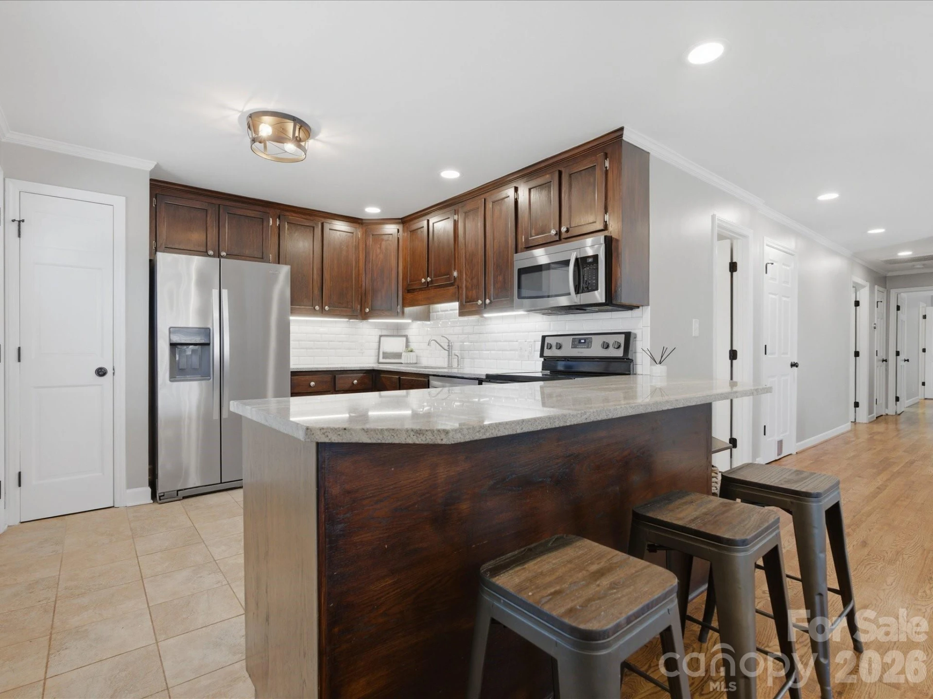 303 Sidney Johnson Street - Photo 18