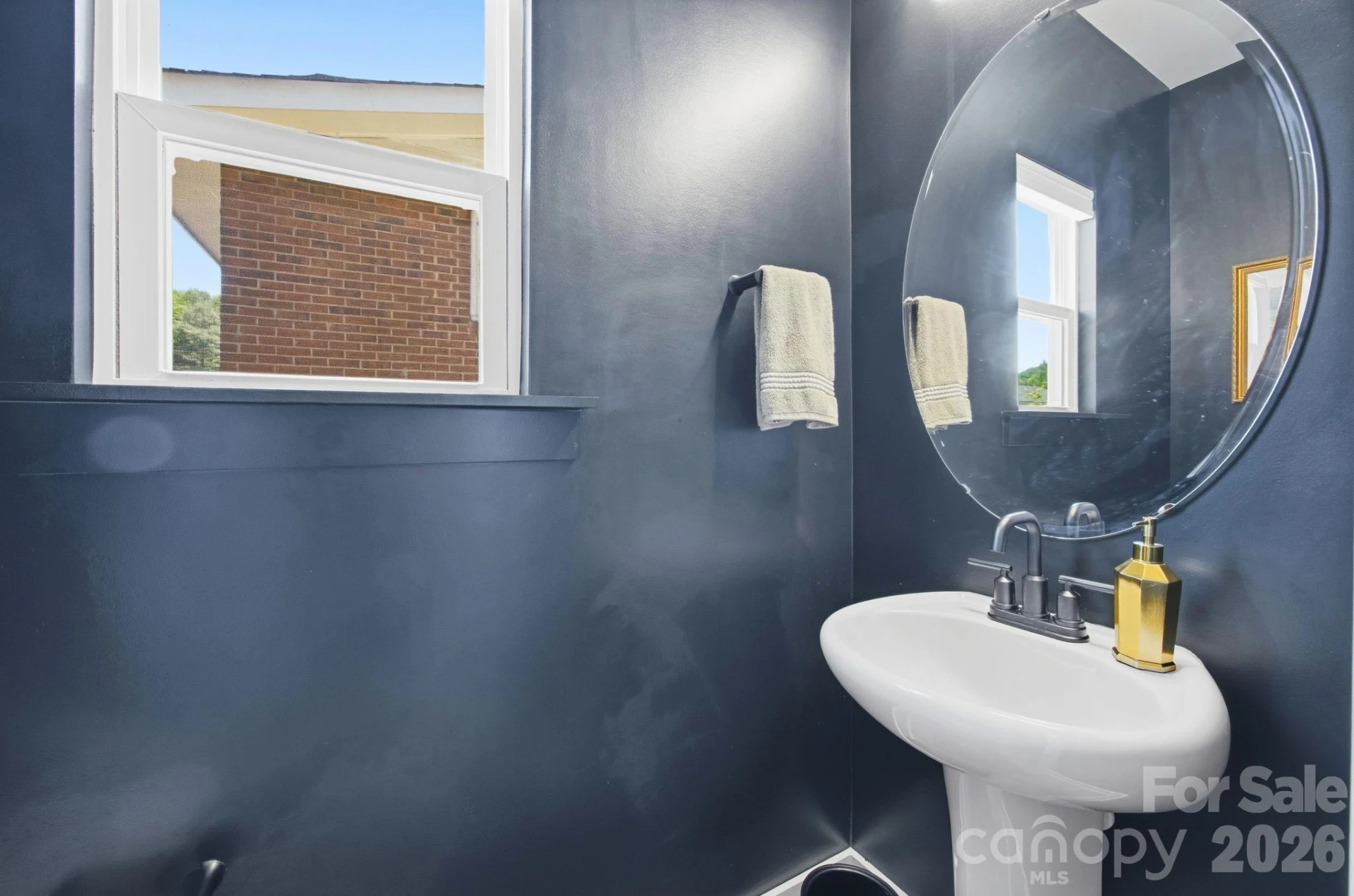831 Mcarthur Avenue - Photo 11