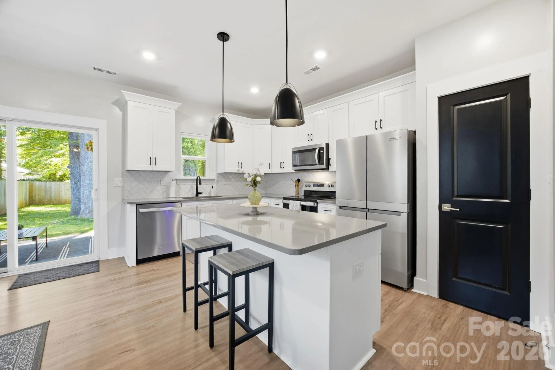 831 Mcarthur Avenue - Photo 10