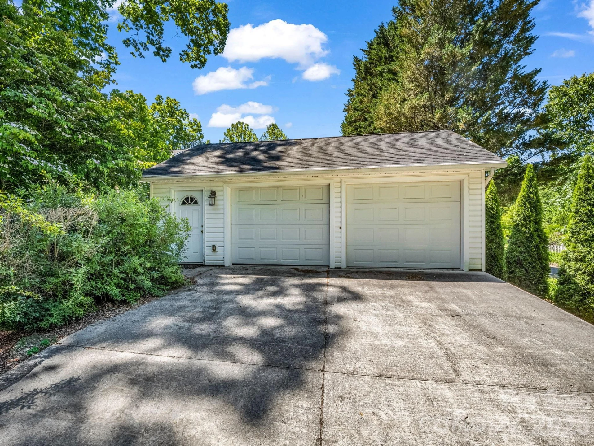 536 Maple Street - Photo 10
