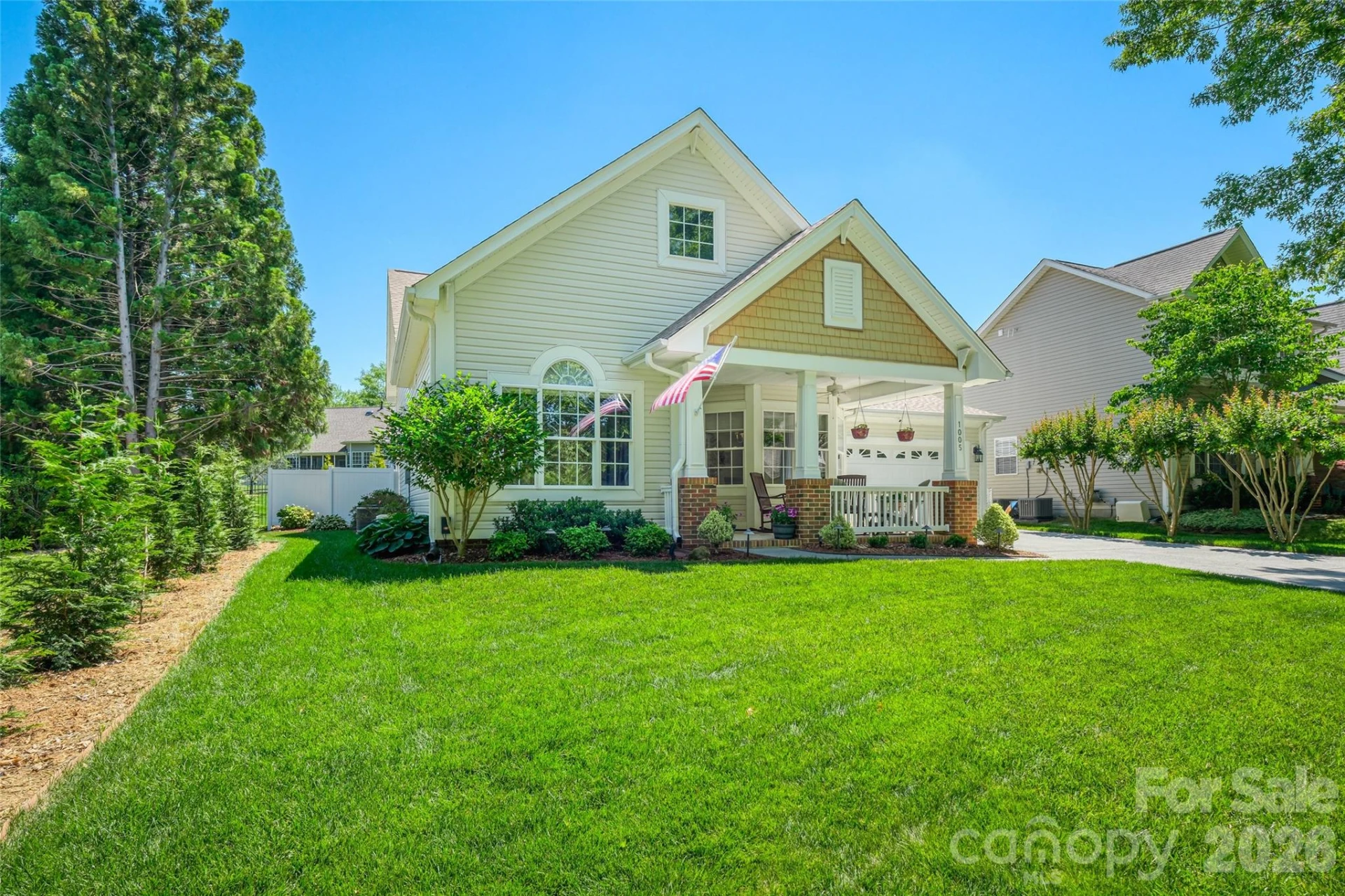 1005 Feather Oak Lane - Photo 2