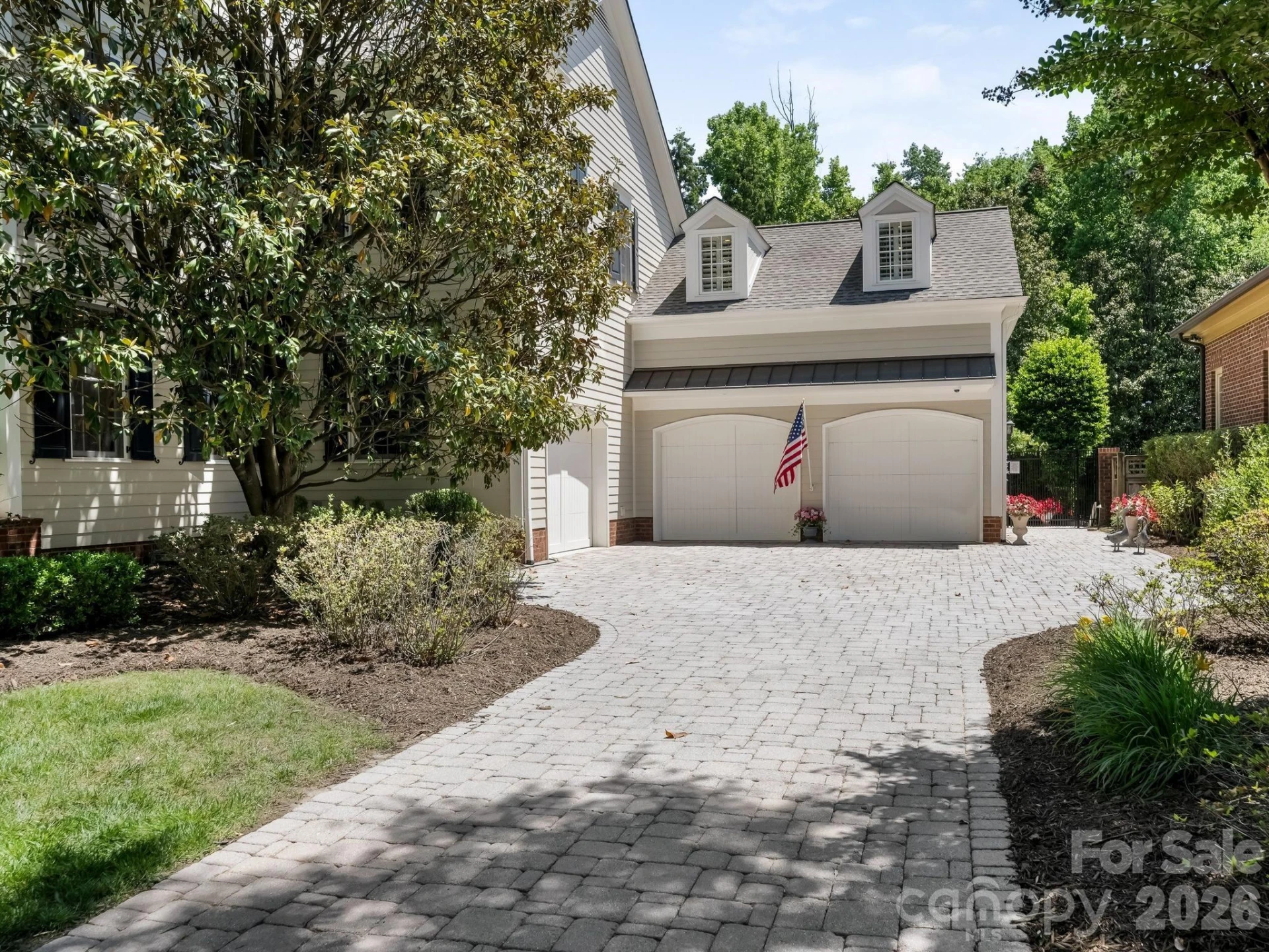 9146 Heydon Hall Circle - Photo 3