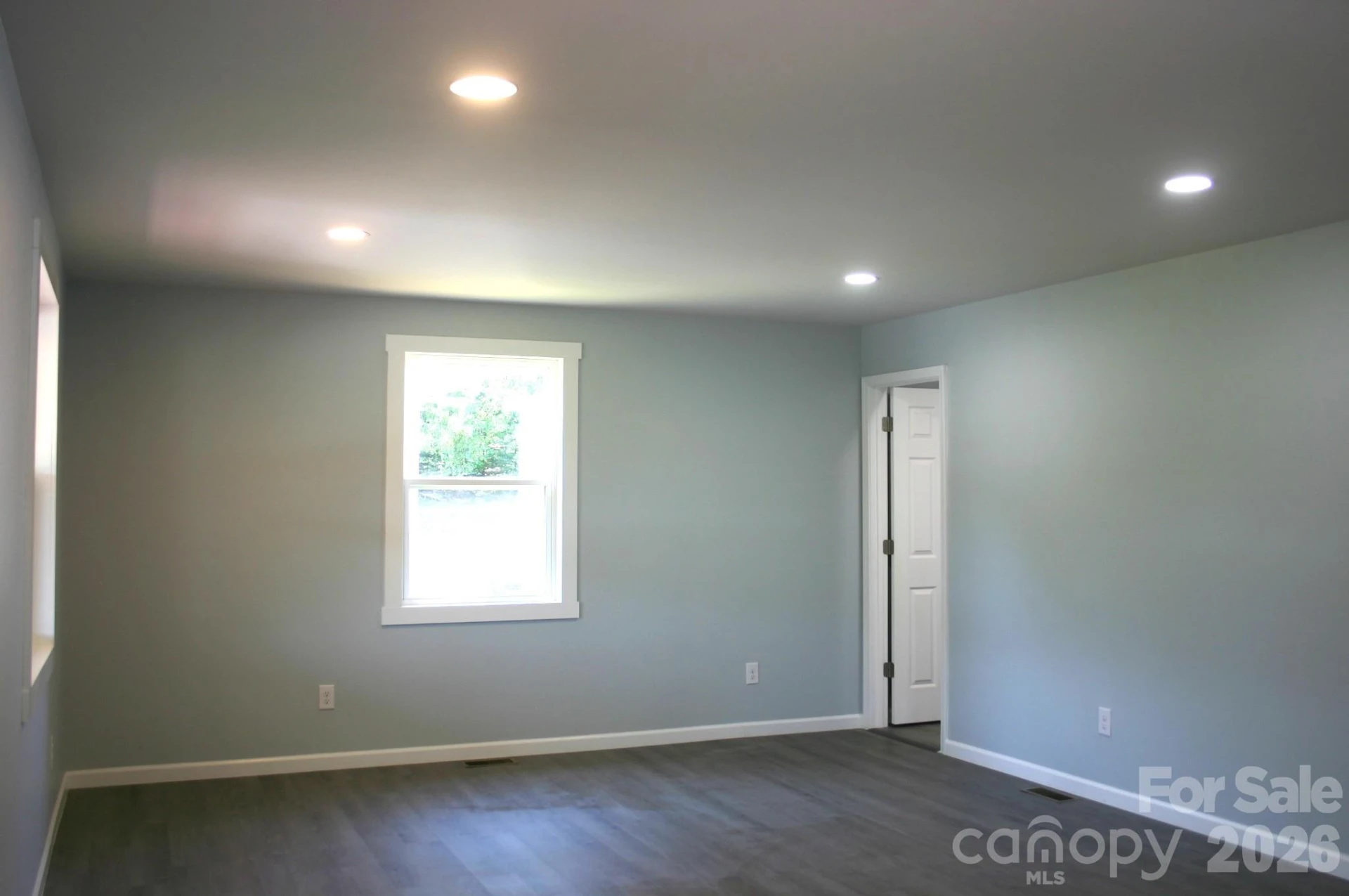 2295 Shady Grove Road - Photo 14