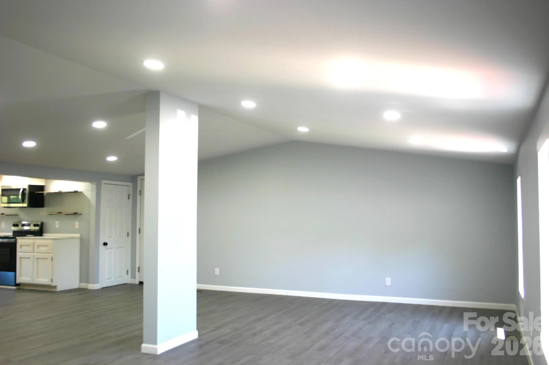 2295 Shady Grove Road - Photo 5