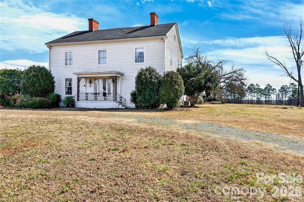 11124 Eastfield Road - Photo 2