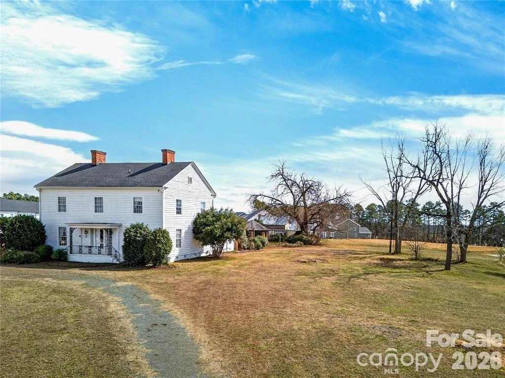11124 Eastfield Road - Photo 3