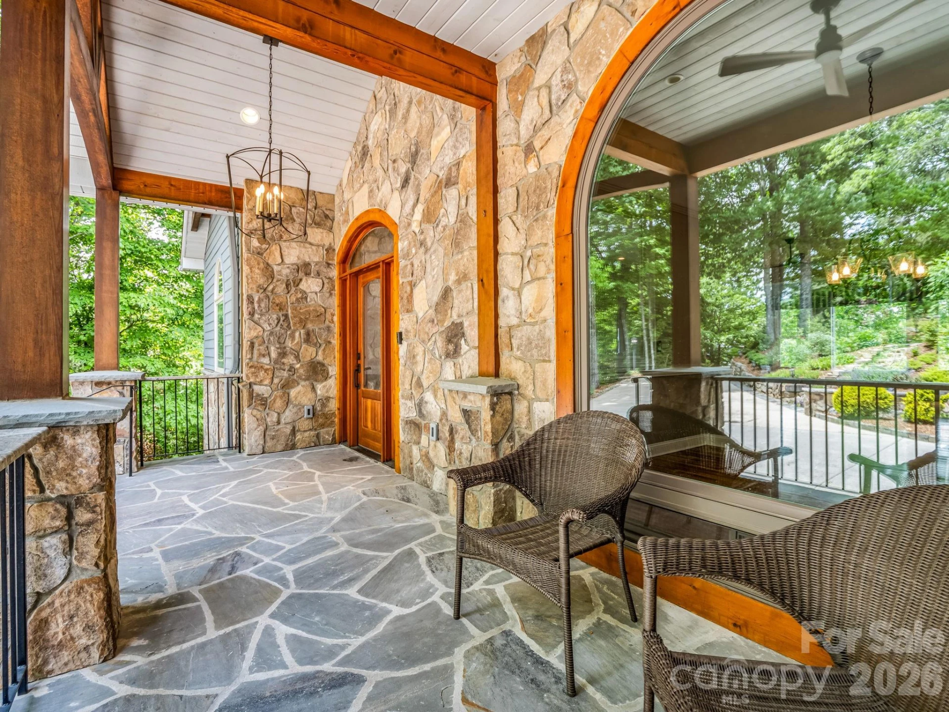 241 Dvdegi Court - Photo 8