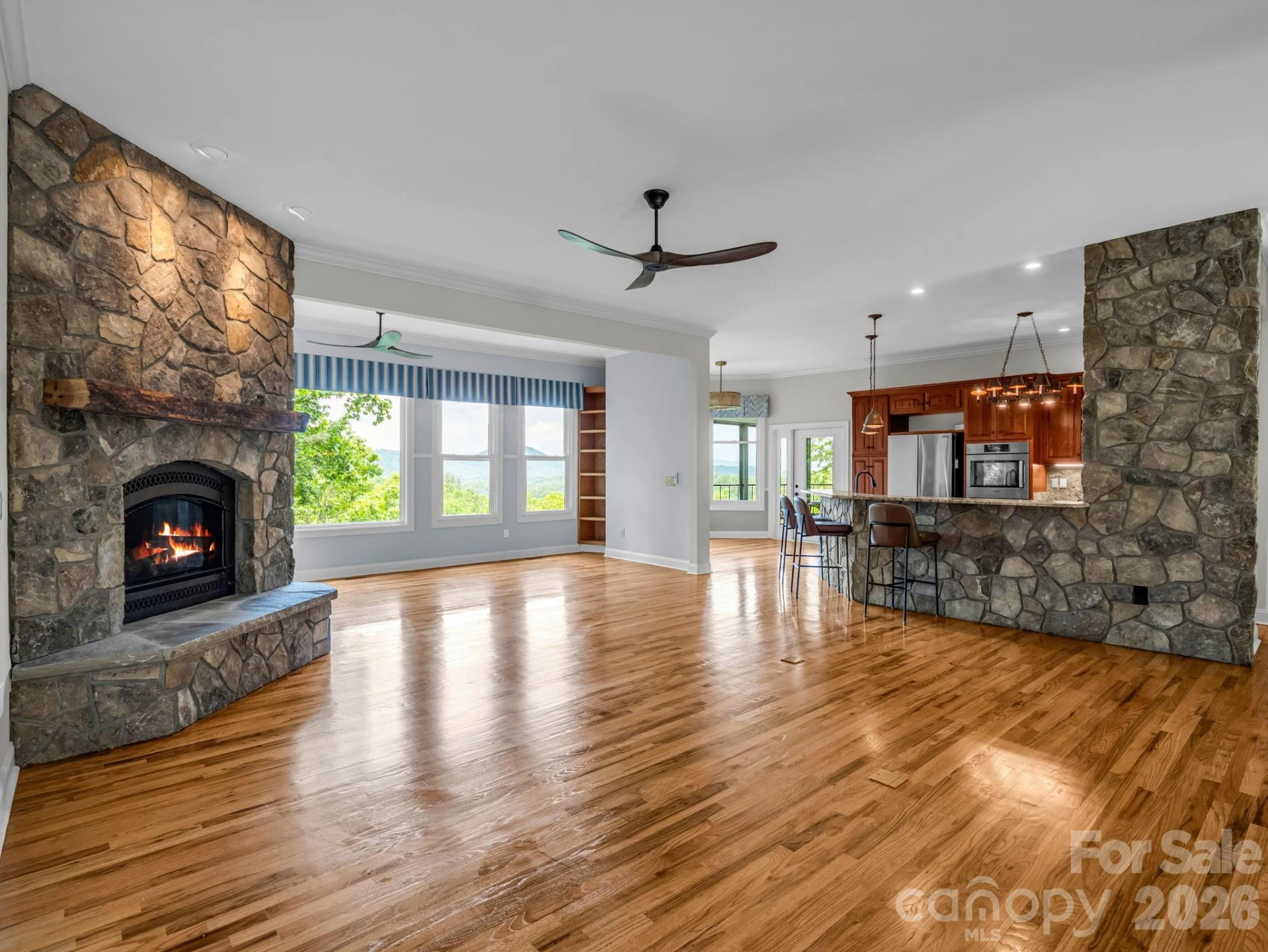 241 Dvdegi Court - Photo 10