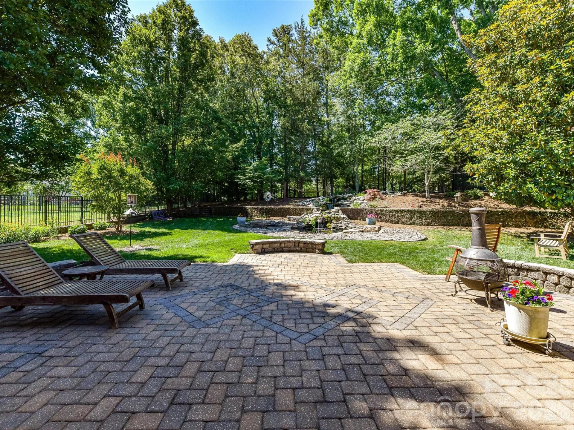 2535 Harlington Lane - Photo 31