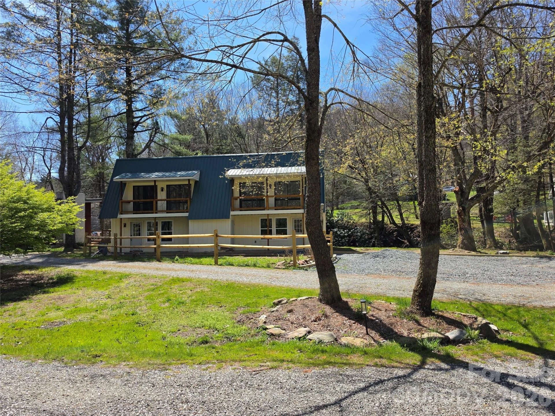 140 Nestle Road - Photo 2