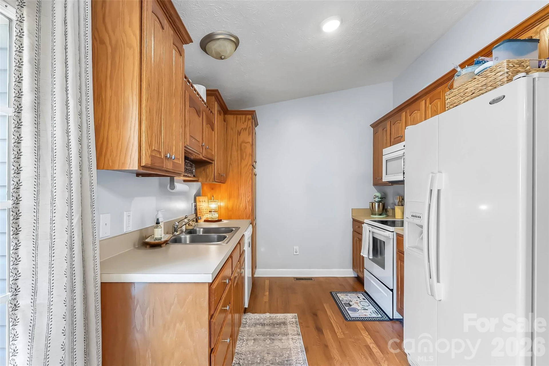 1498 Salem Road - Photo 14