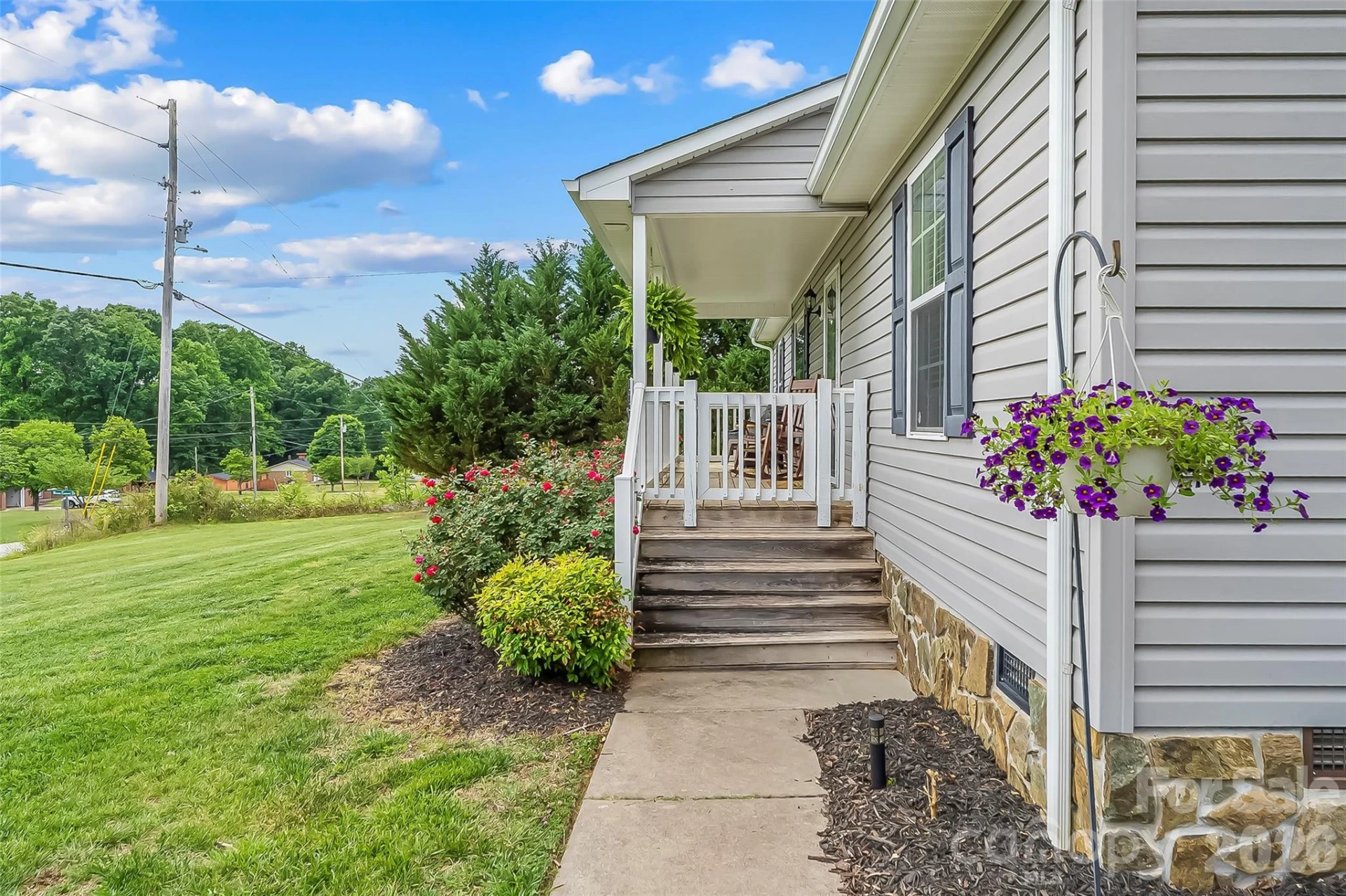 1498 Salem Road - Photo 5
