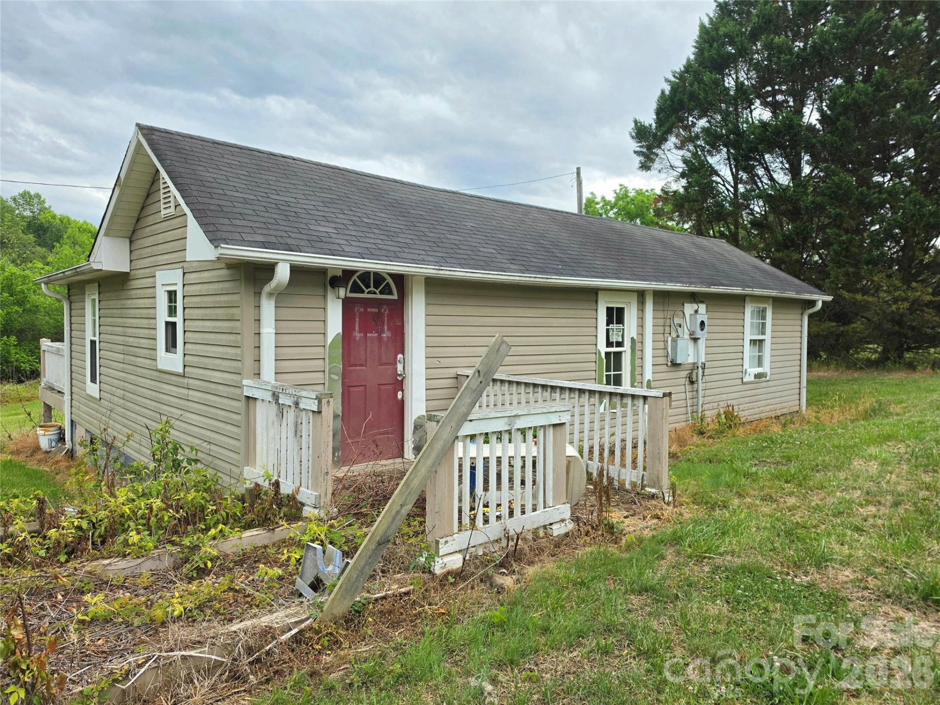 2121 Quartz Lane - Photo 2