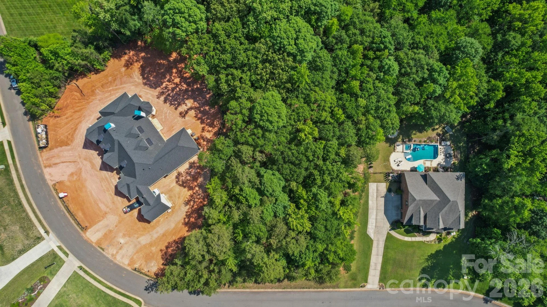 1235 Lancashire Drive - Photo 2