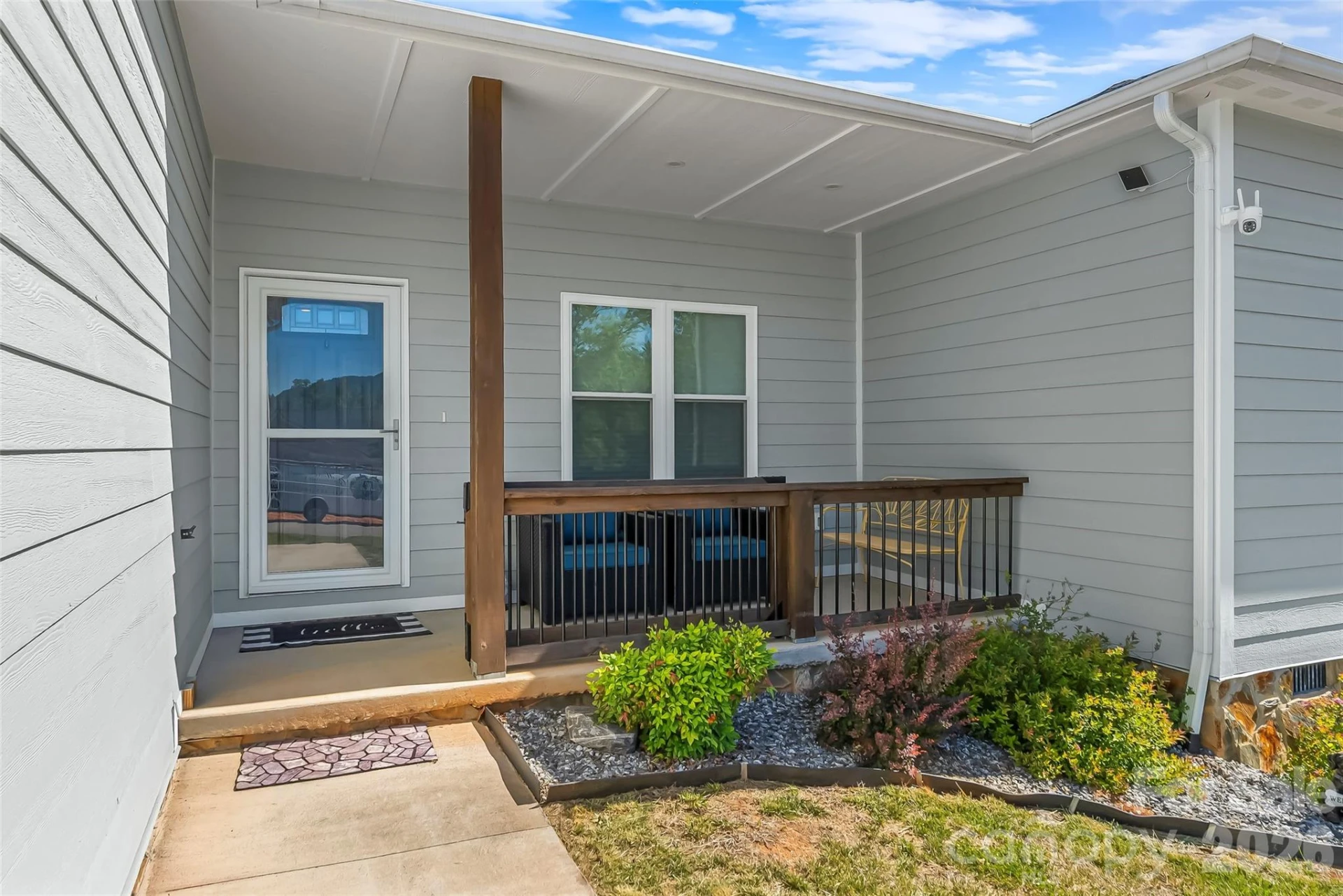 2455 Saratoga Run - Photo 4
