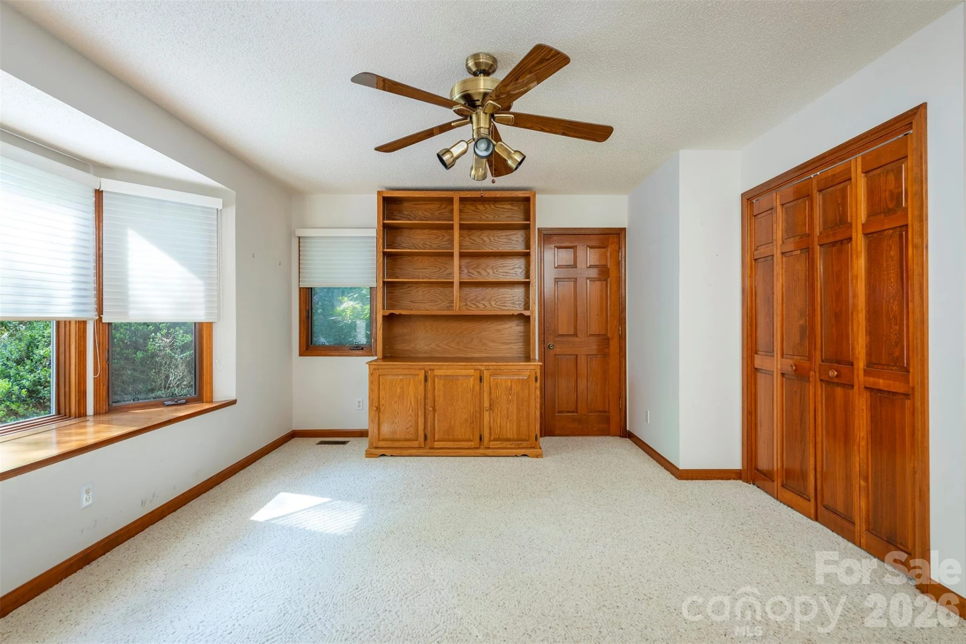 29 Hillcreek Drive - Photo 5
