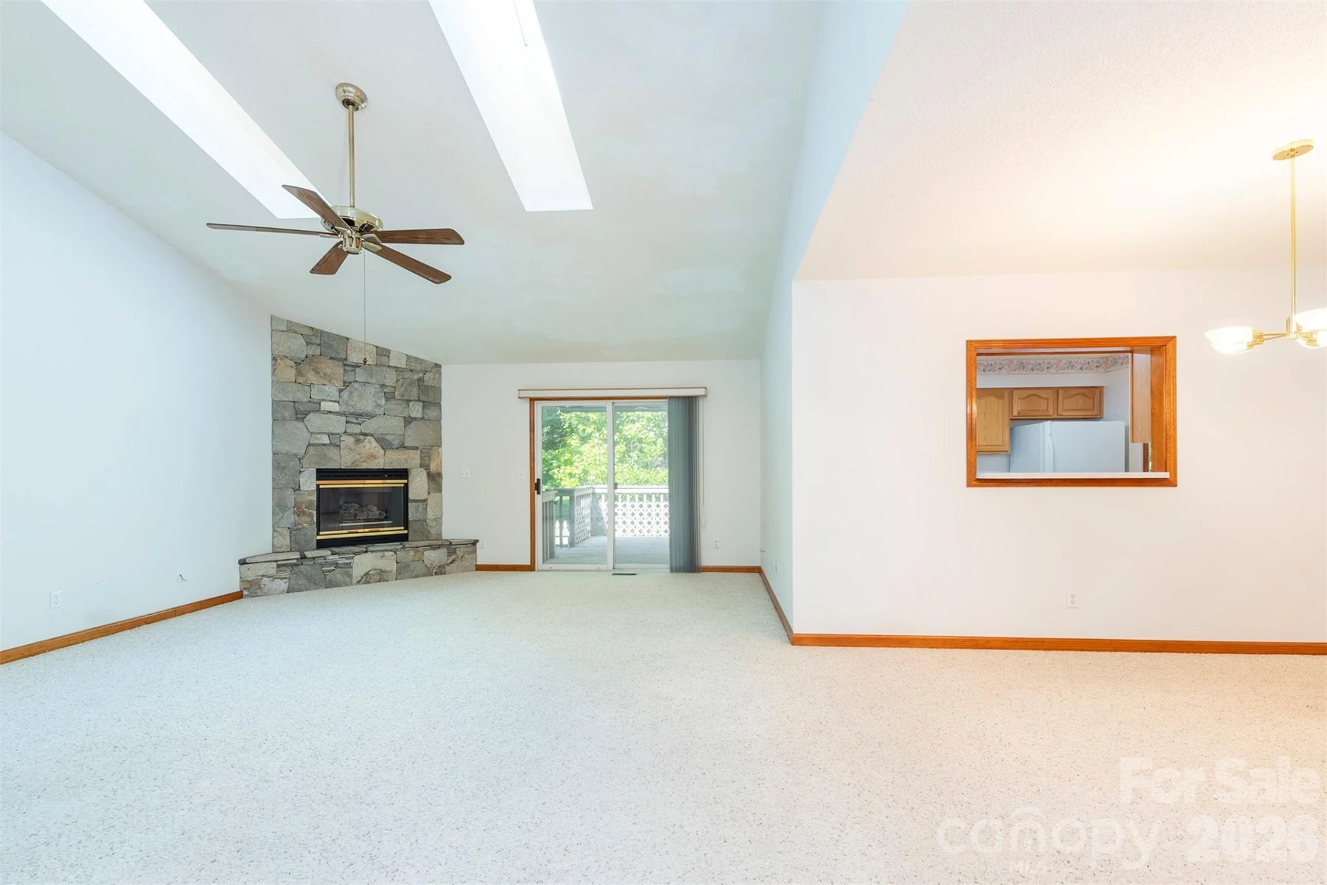 29 Hillcreek Drive - Photo 7