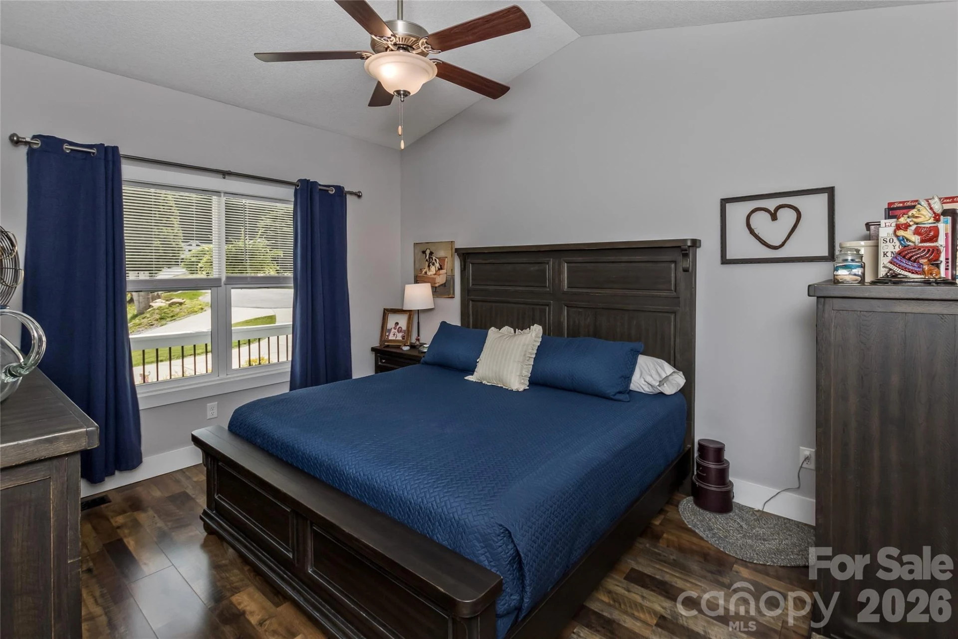 206 Linsonwood Road - Photo 11