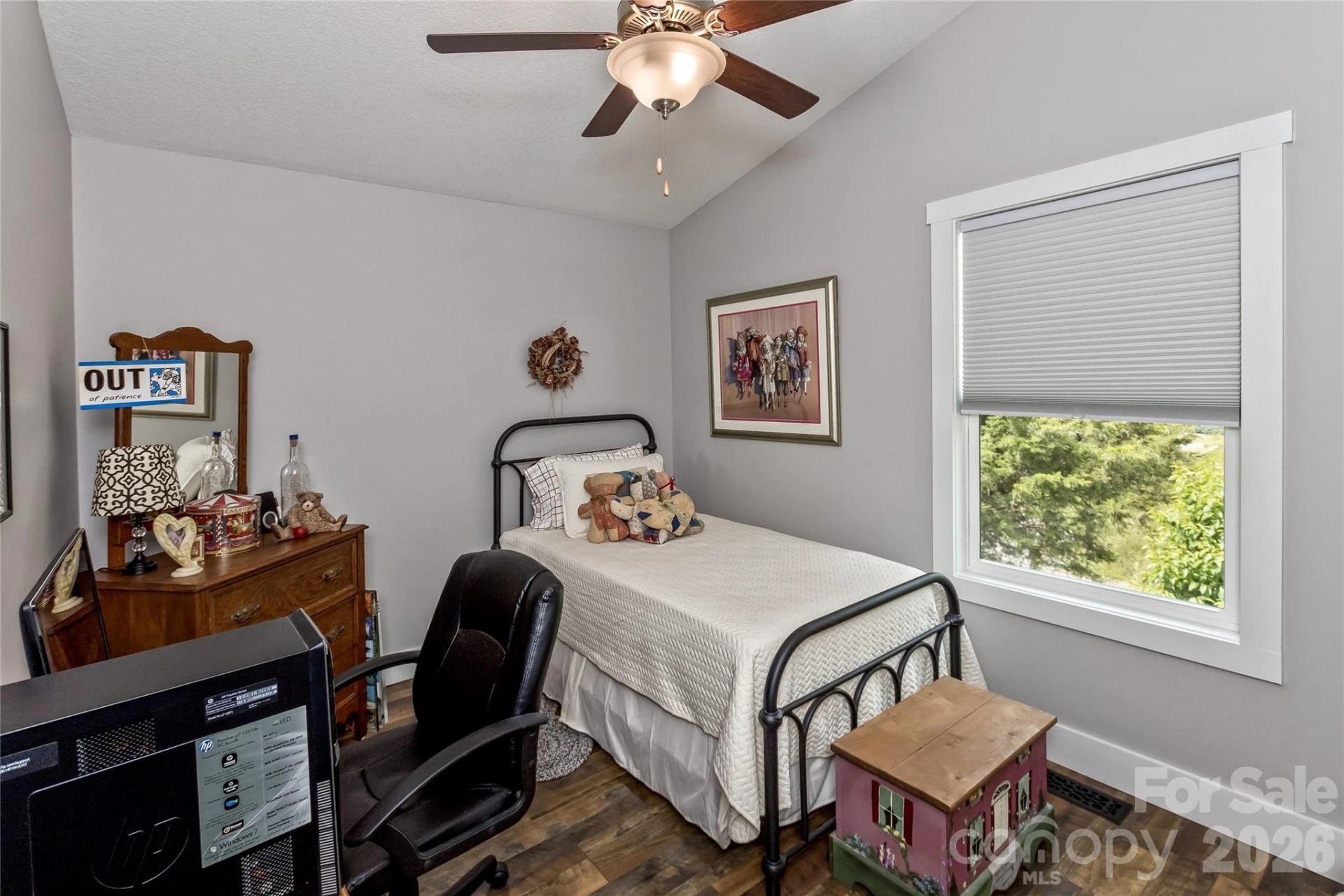 206 Linsonwood Road - Photo 14