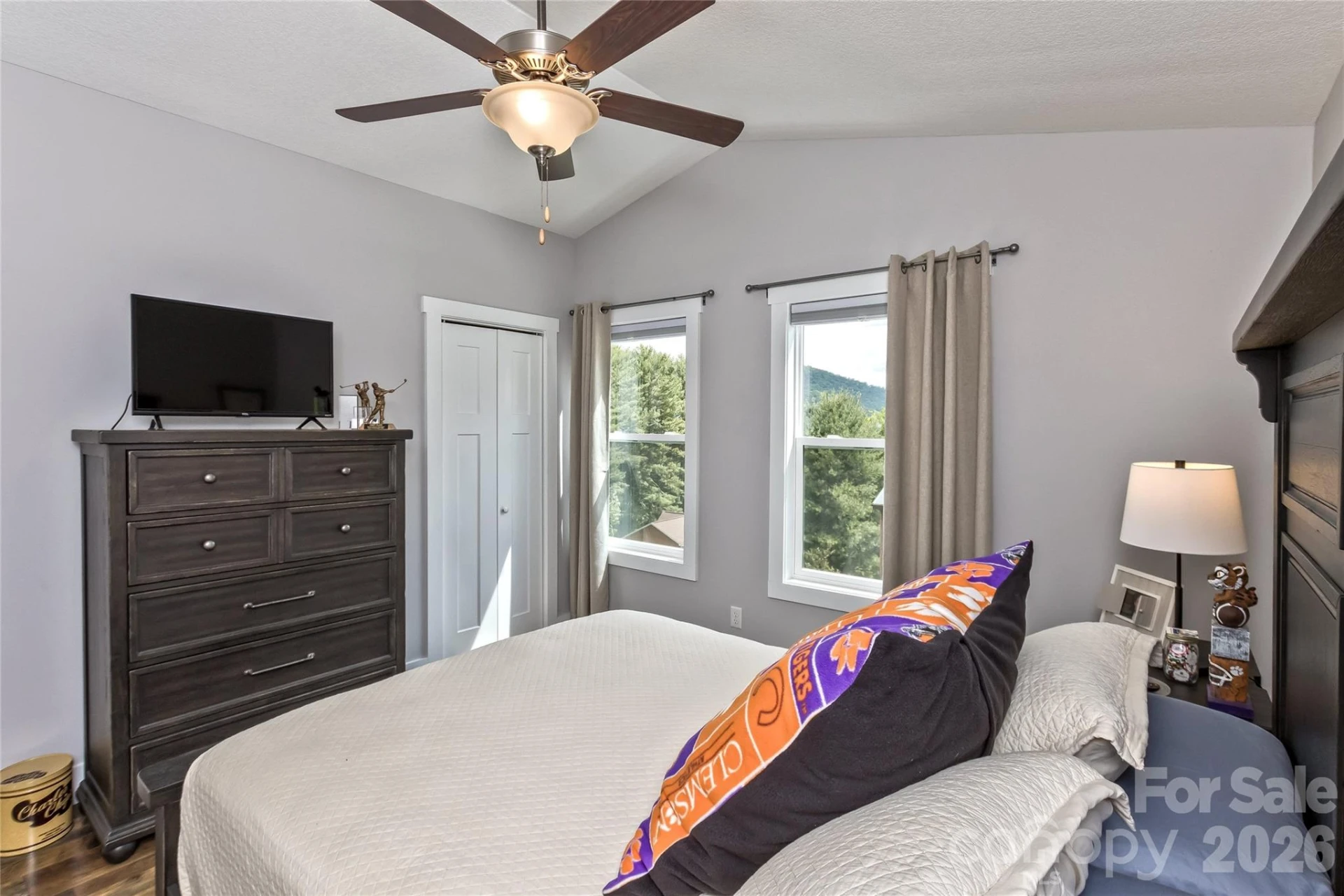 206 Linsonwood Road - Photo 17