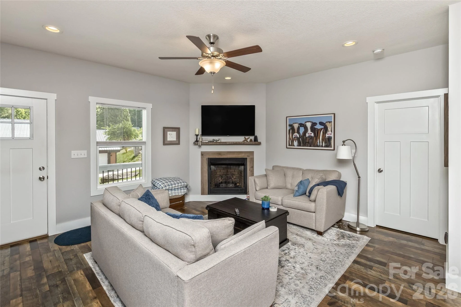206 Linsonwood Road - Photo 3