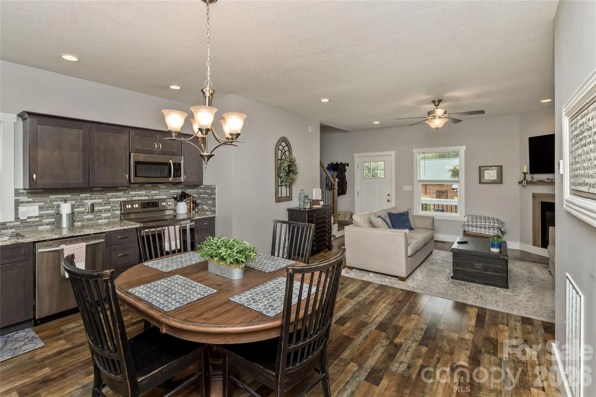 206 Linsonwood Road - Photo 6