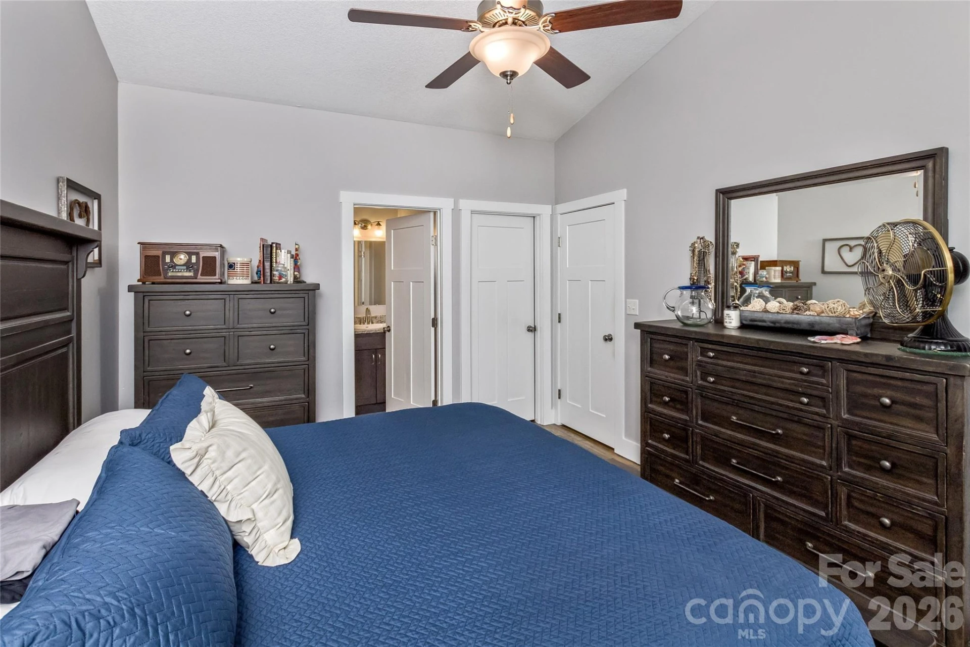 206 Linsonwood Road - Photo 10