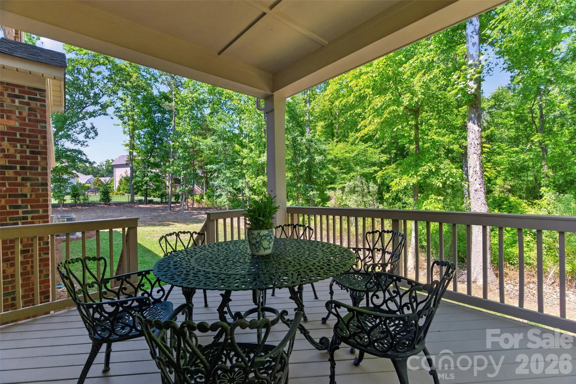 1005 Kara Court - Photo 37