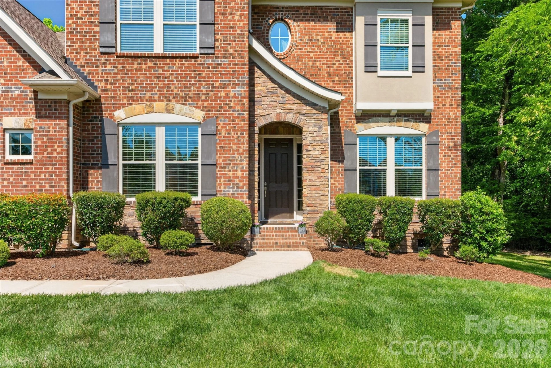 1005 Kara Court - Photo 5