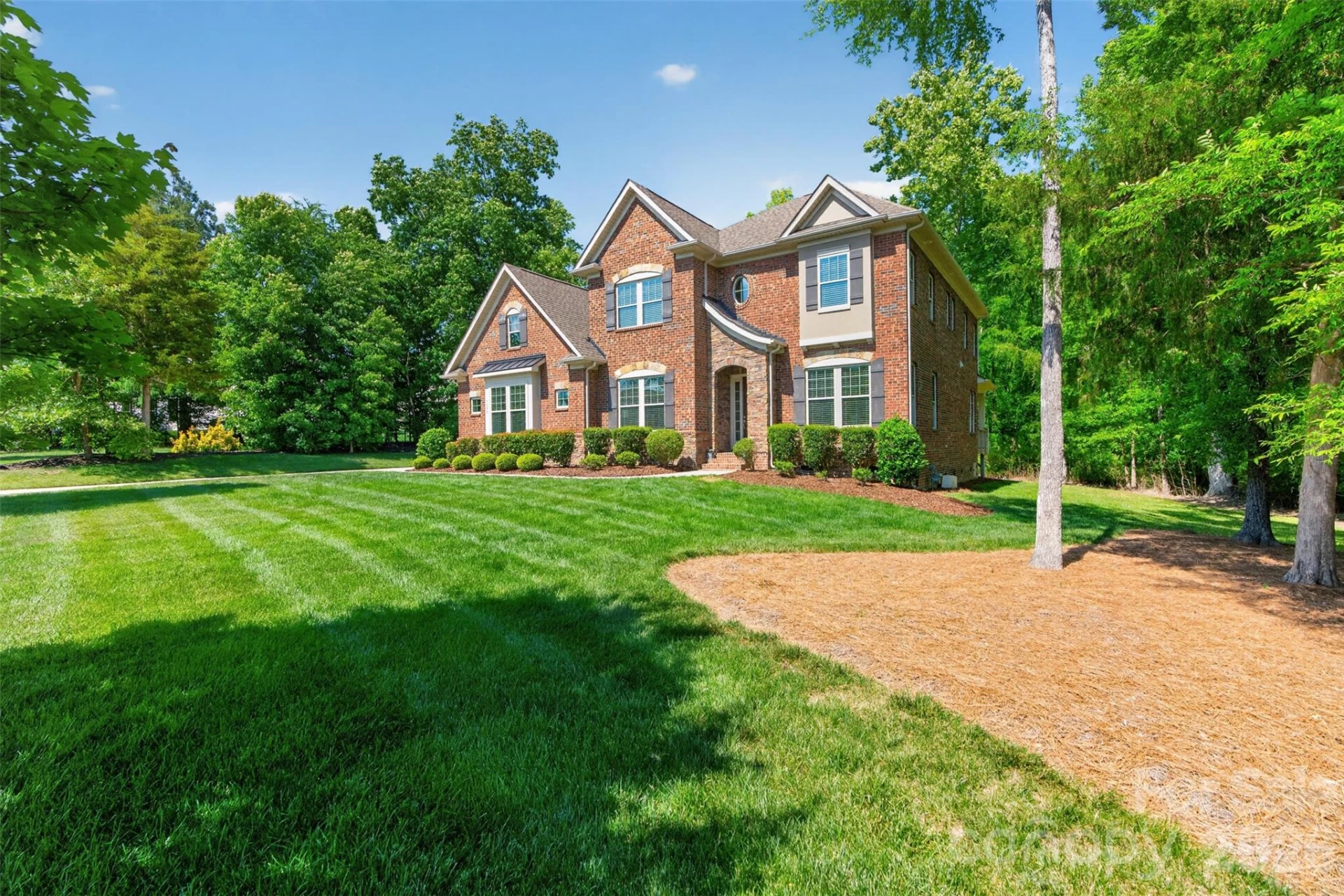 1005 Kara Court - Photo 41