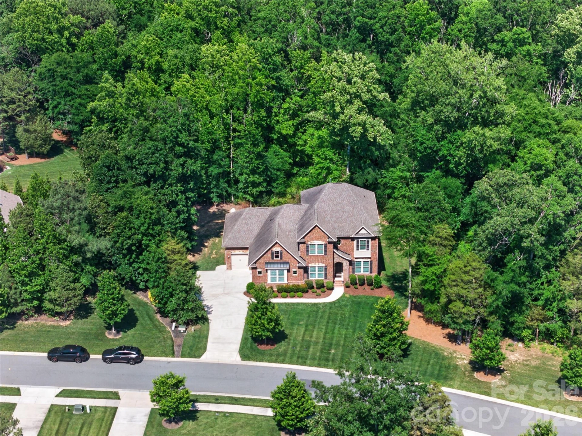1005 Kara Court - Photo 43