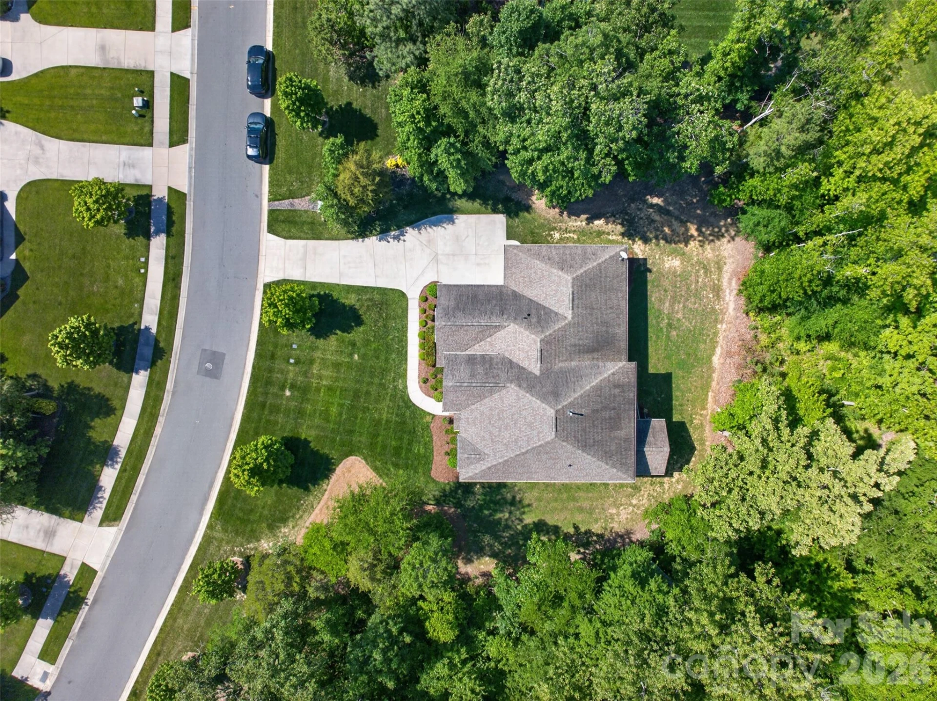 1005 Kara Court - Photo 44