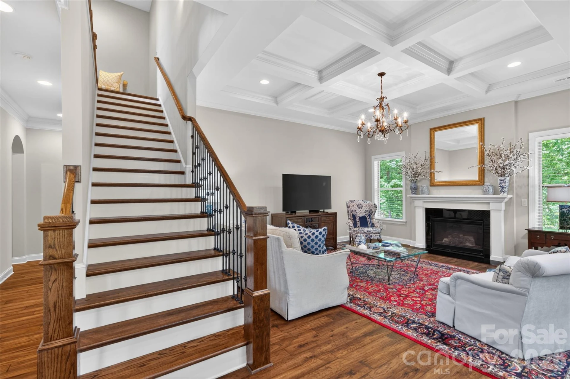 1005 Kara Court - Photo 10