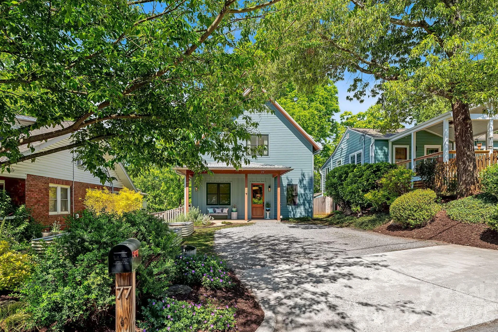 77 Middlemont Avenue - Photo 3
