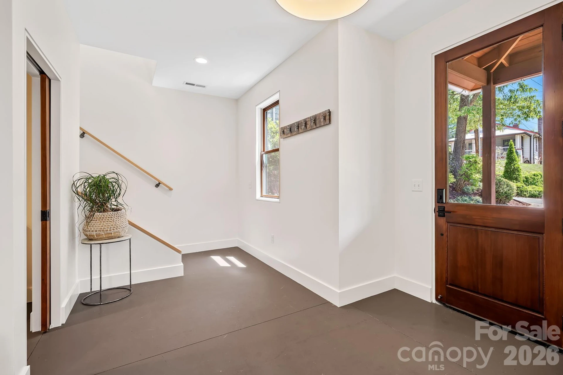 77 Middlemont Avenue - Photo 9