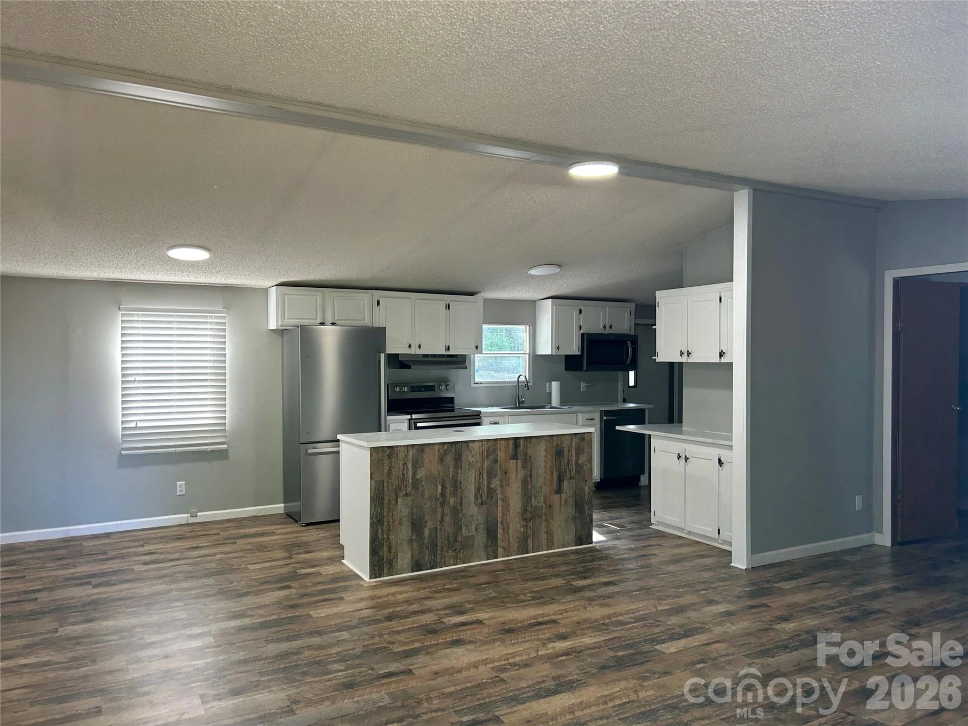 370 Walker Road - Photo 16