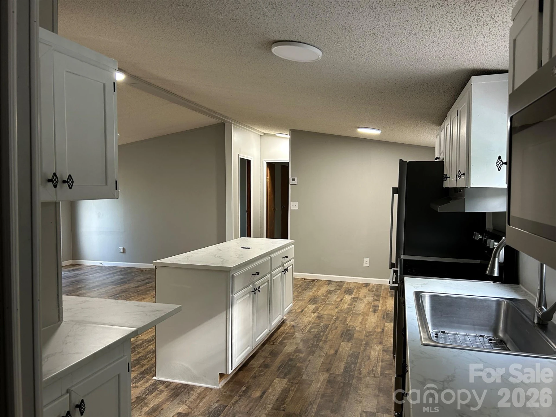 370 Walker Road - Photo 17