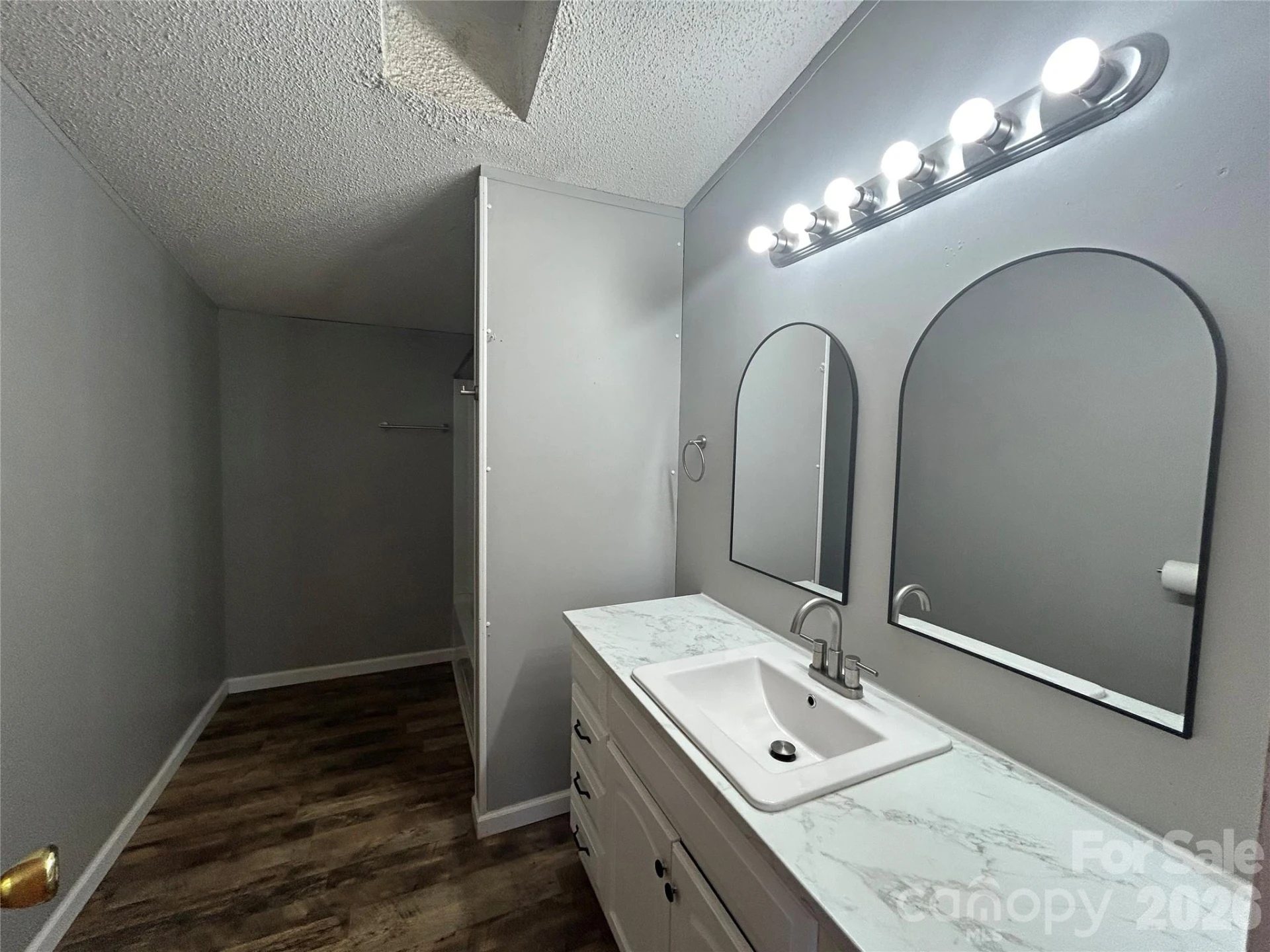 370 Walker Road - Photo 10