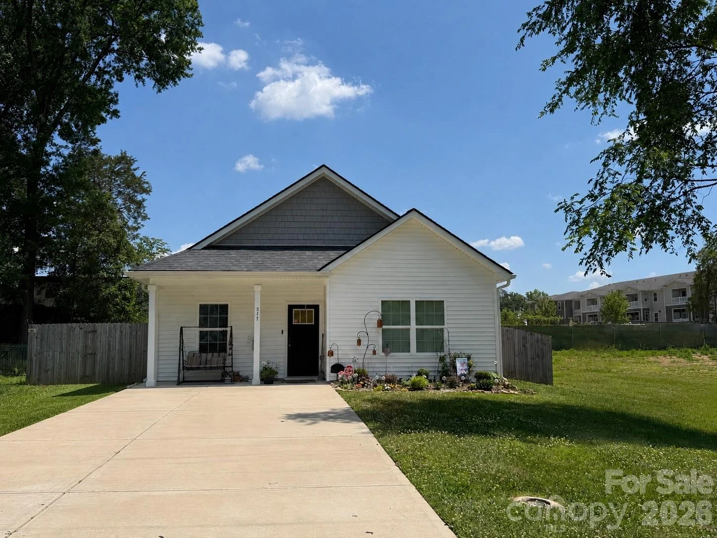 421 Dawn Circle - Photo 4