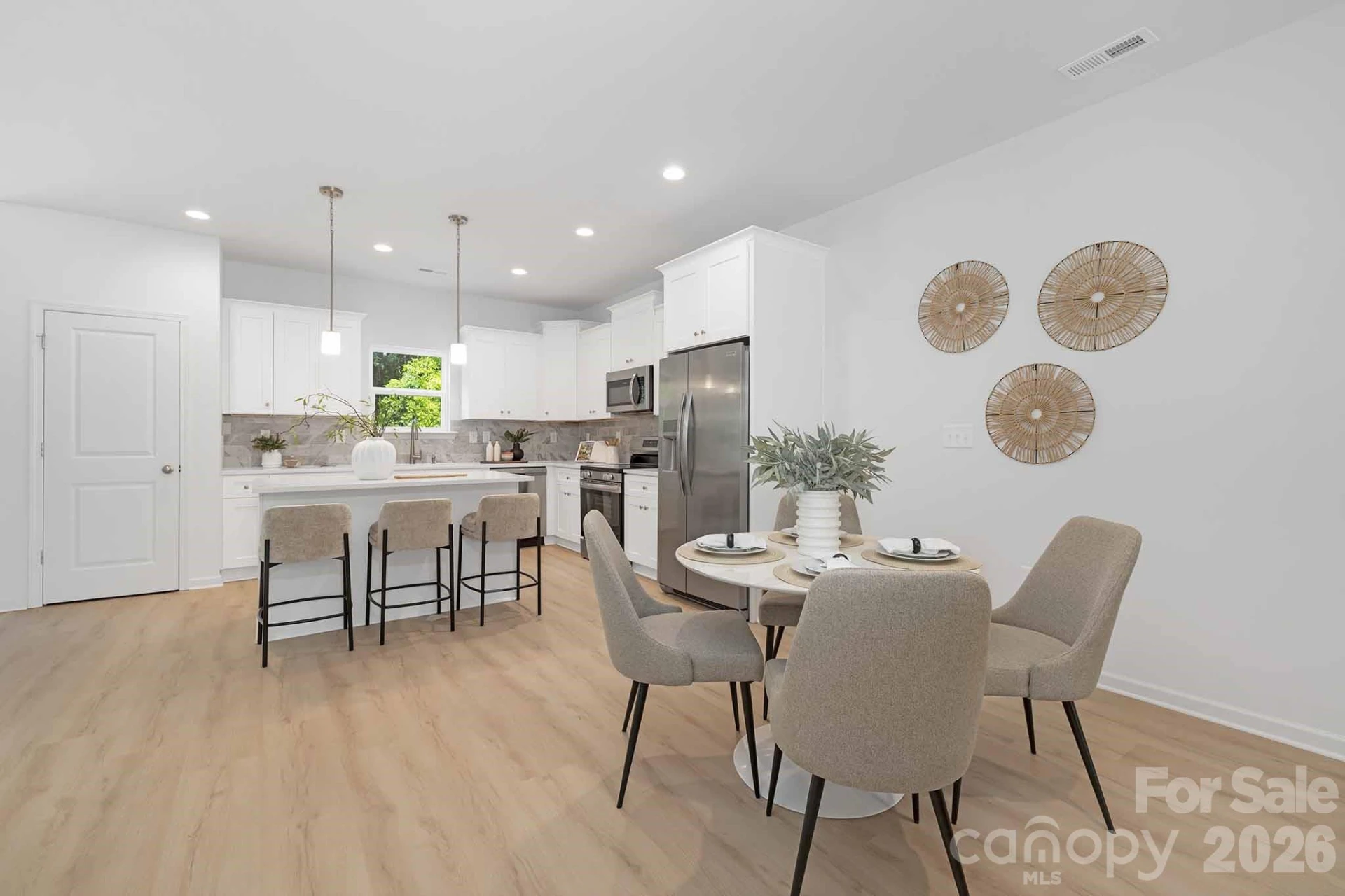 11721 Platon Avenue - Photo 8