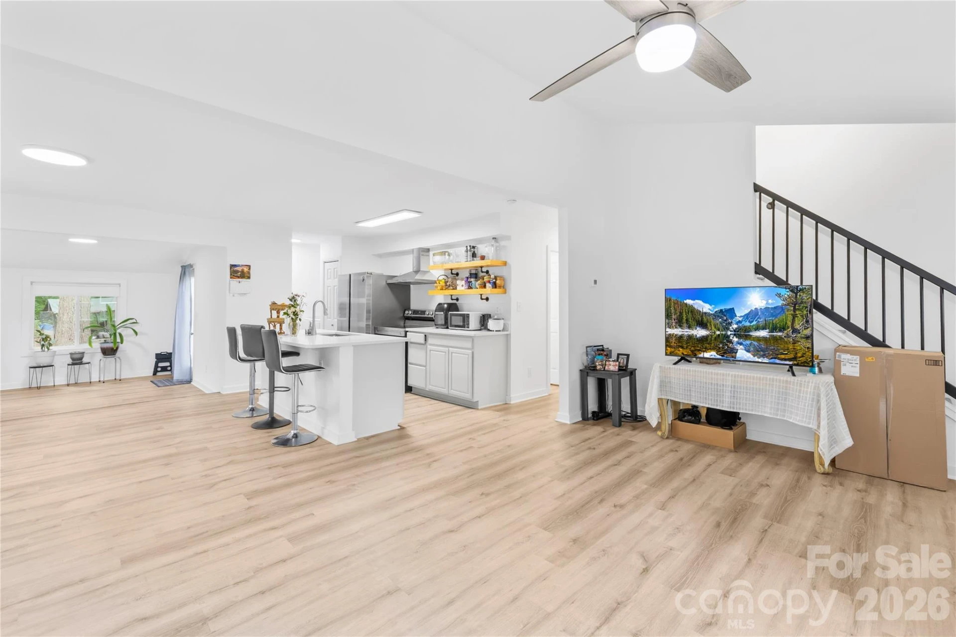 221 Reliance Road - Photo 10