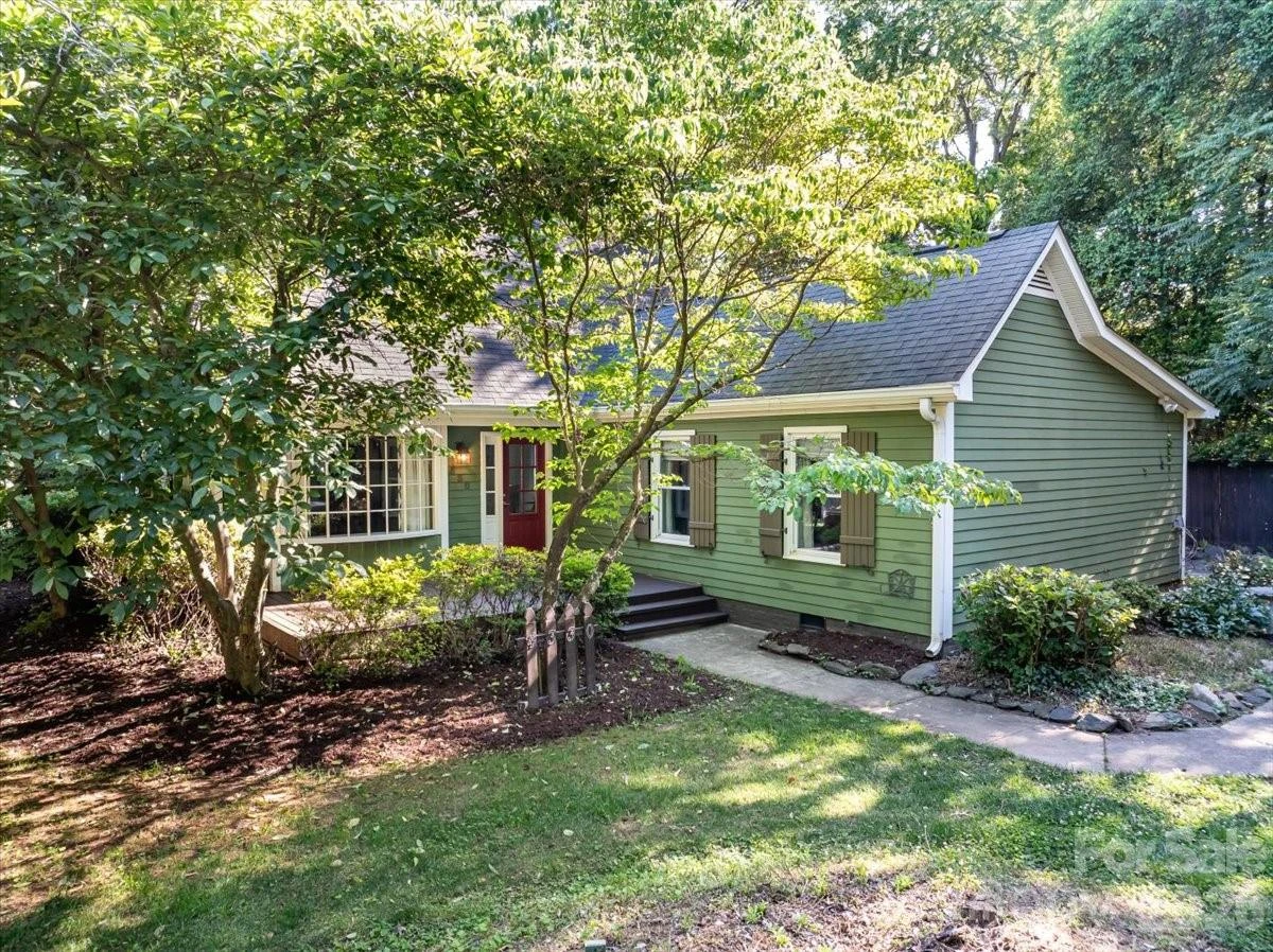 4330 Brookfield Drive - Photo 2
