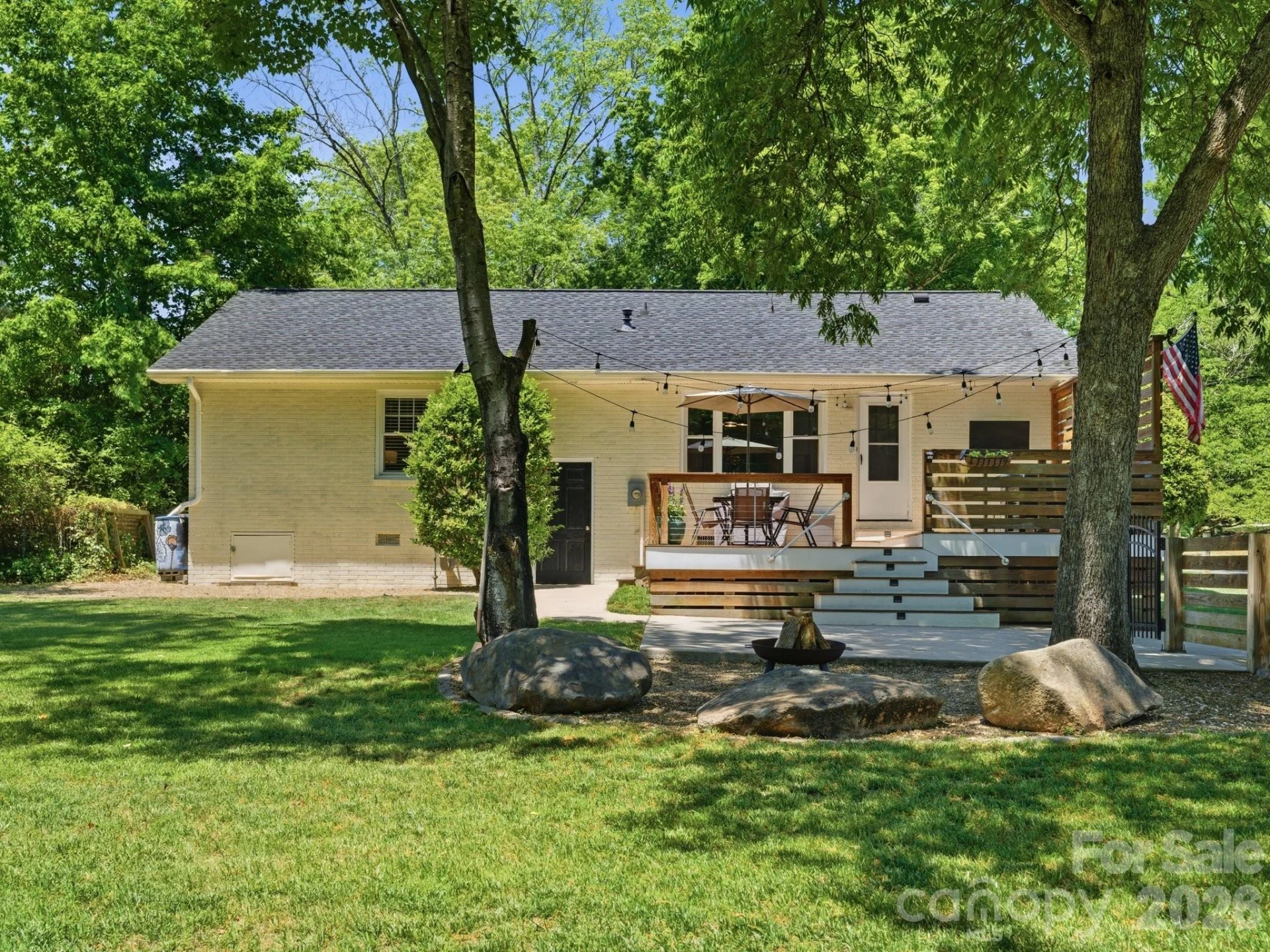 1534 Edgewater Drive - Photo 35